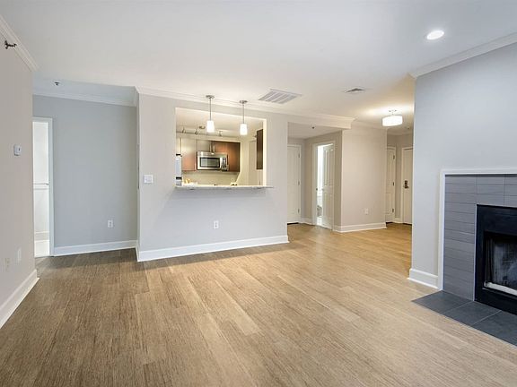 backbay_garrisonsquare_2019_backbay_liv1_bh