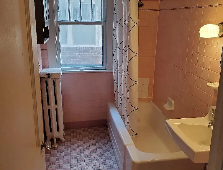 1312 Douglas Ave #1 — Photo 6