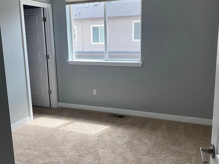 662 E Hinsdale Ave — Photo 33