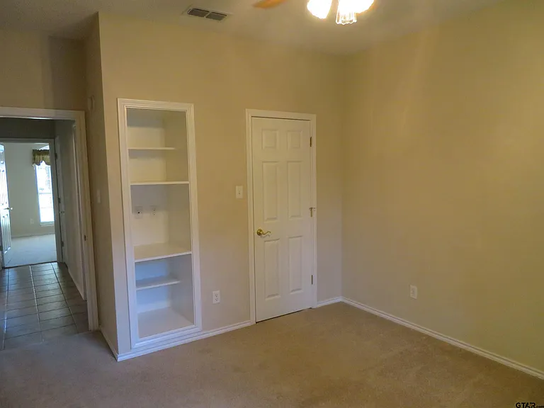 2908 Plymouth Cir — Photo 16