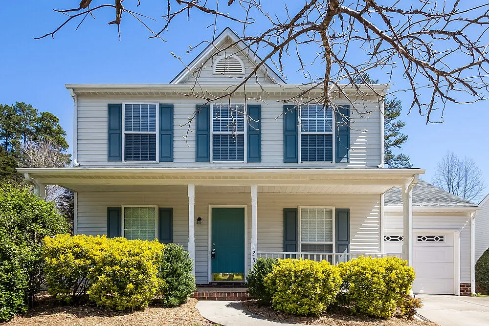 3 bed, 2.5 bath, 1530 sqft, $2,070 — Photo 1
