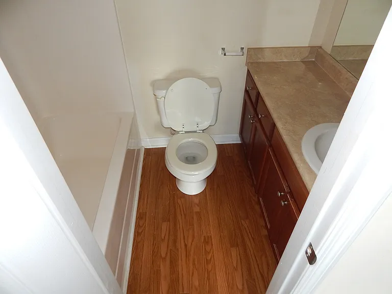 149 W Main St — Photo 15