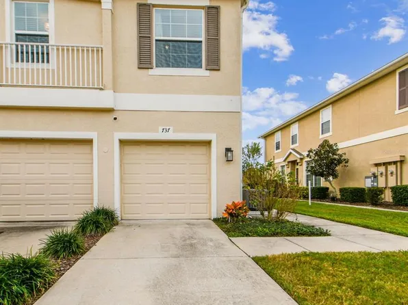 737 Ashentree Dr, Plant City, FL 33563