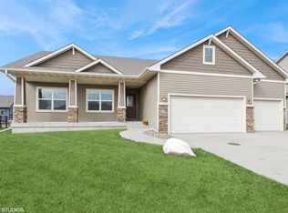 518 SW 40th St, Ankeny, IA 50023