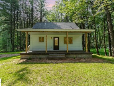 141 Park St, East Tawas, MI, 48730