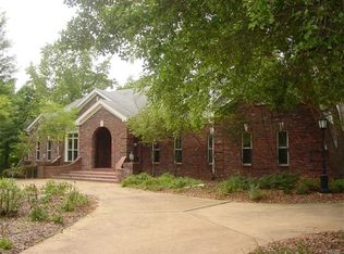 4 Glaizeview Rd, Town and Country, MO 63017