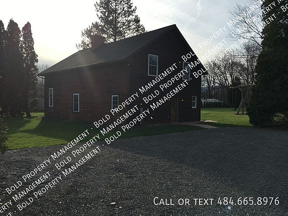 2nd image of 101 Schubert Rd