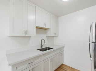 345 Oak St APT 4, Mountain View, CA 94041