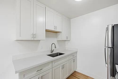 345 Oak St #4 Photo 1