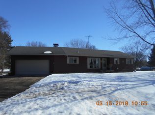208 4th St SW, Medford, MN 55049
