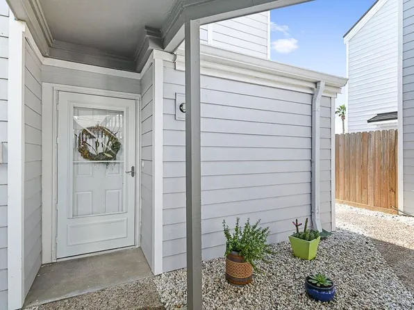 1001 Cape Velero Dr Unit D1, Rockport, TX 78382
