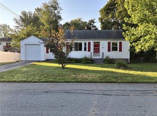 56 Chesterfield Ave, Warwick, RI 02889