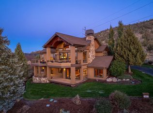 824 Highland View Loop, Redmond, OR 97756
