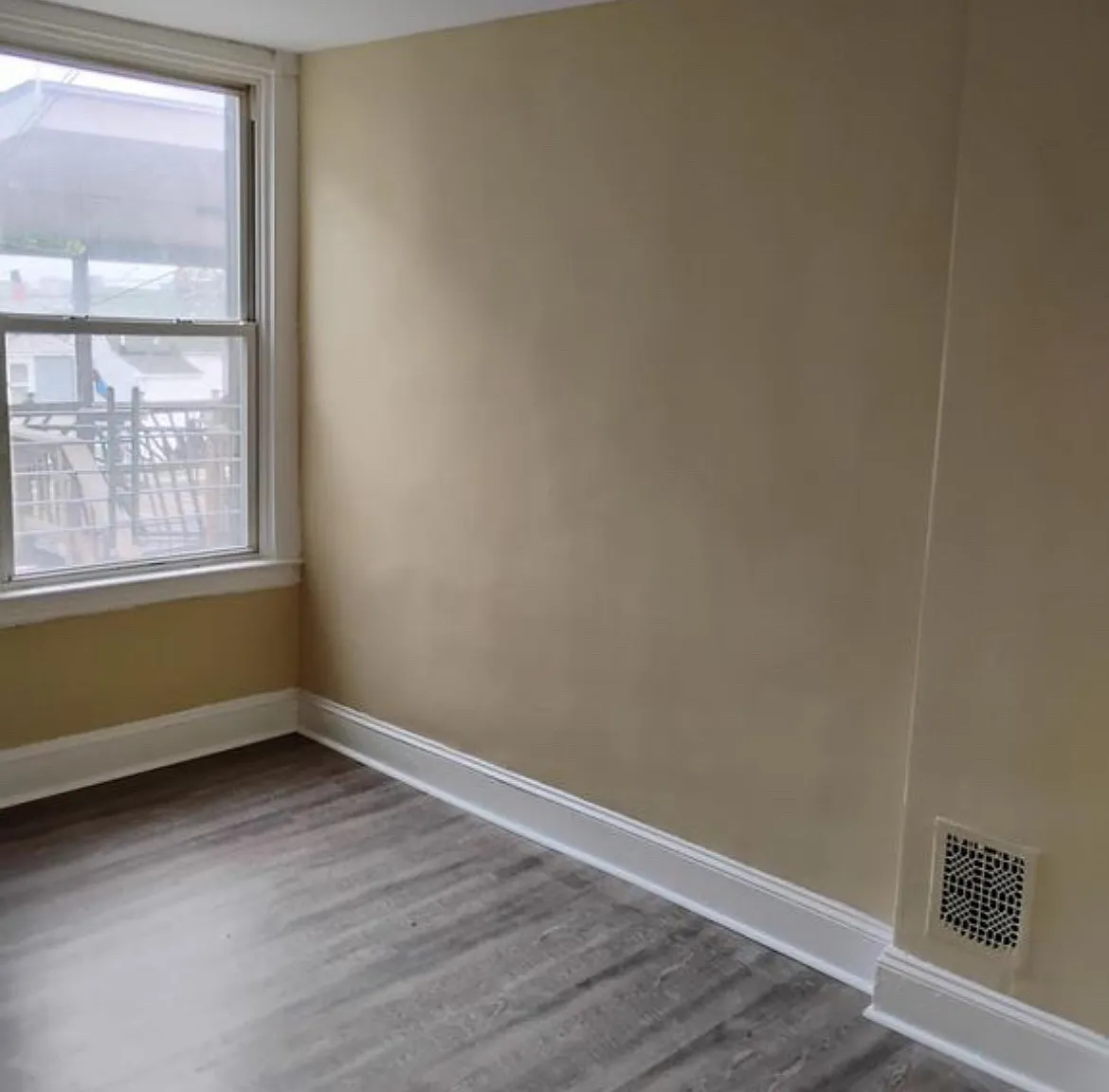 2 bed, 912 sqft, $1,500 — Photo 2