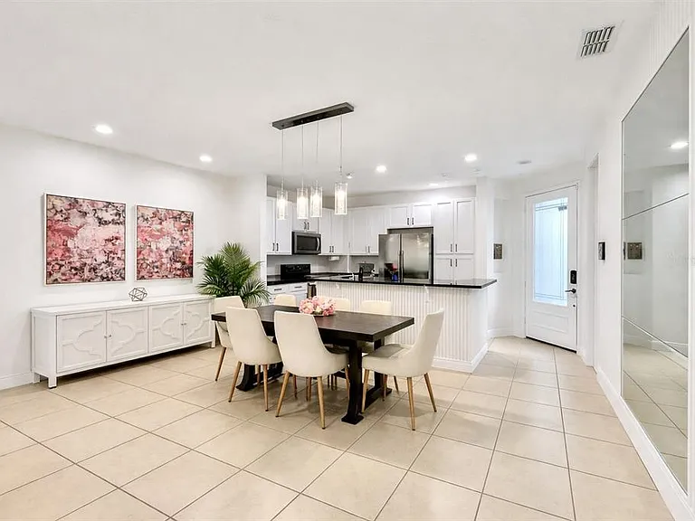 8458 Kelsall Dr — Photo 14