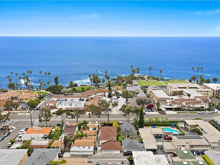 432 N Coast Hwy — Photo 12