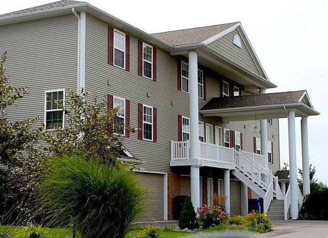 1st image of 8487 E Center Park Dr SW