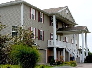 917 Center Park Dr, Byron Center, MI 49315
