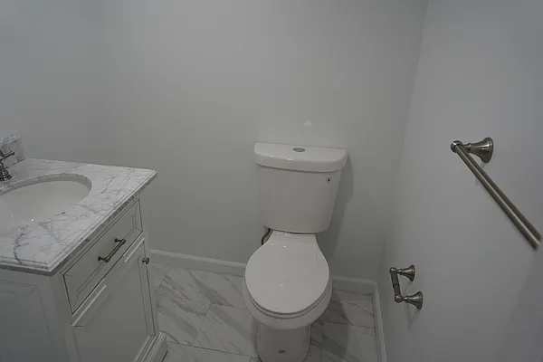 Rented by Compass | media 27