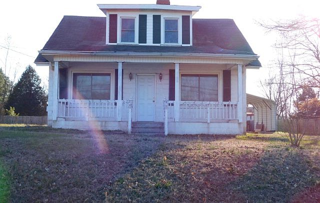 1st image of 1406 Elm St