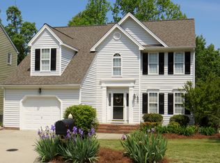 4900 Crofton Springs Ct, Greensboro, NC 27407