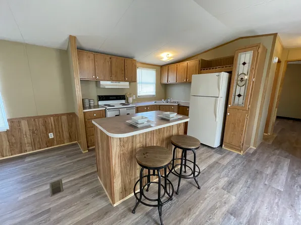 410 E McCurtain Ave, Calera, OK 74730