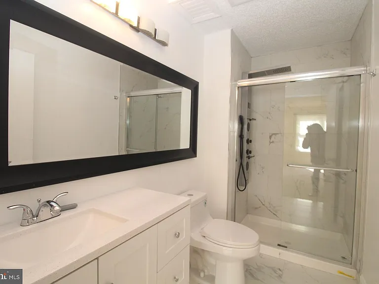7 Joyner Ct — Photo 11