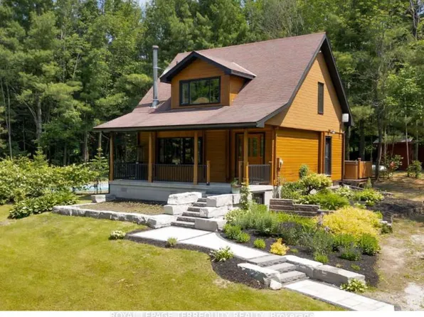 2668 McDonald Rd, Springwater, ON L0L 1P0