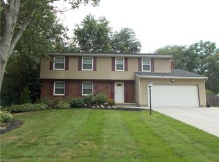 1196 Temple Trl, Stow, OH 44224
