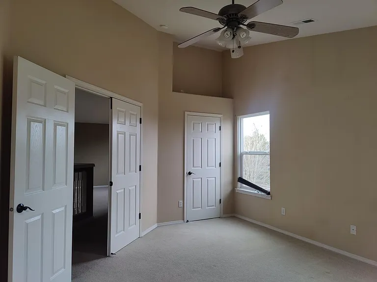 508 SE 169th Ave — Photo 13