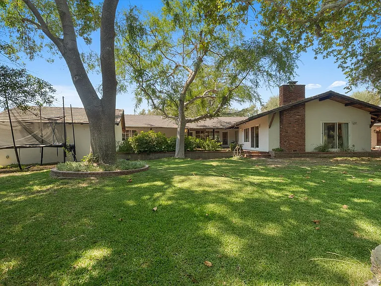 5040 Gould Ave — Photo 35