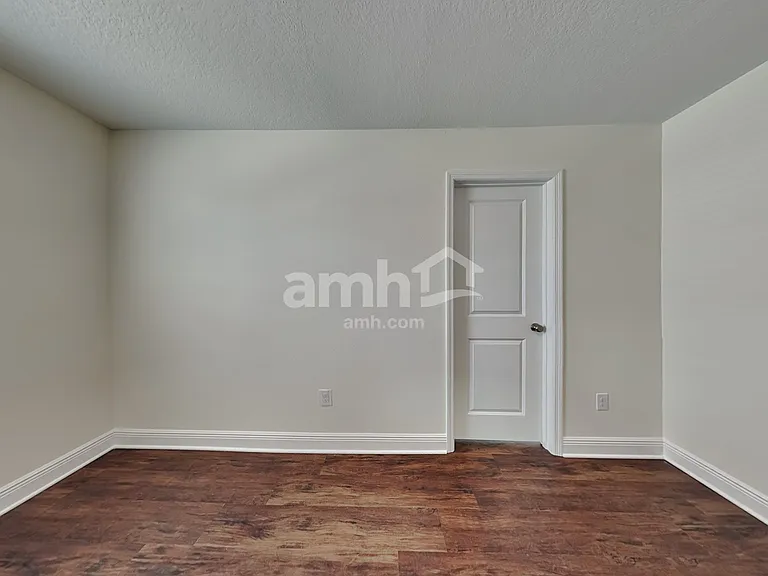 27273 Saint Andrews Ave — Photo 18