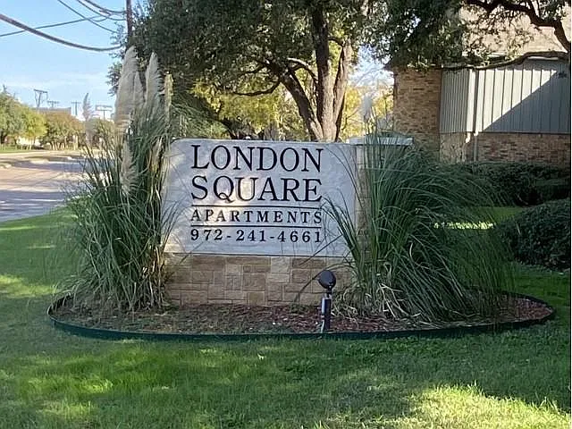 London Square Apartments