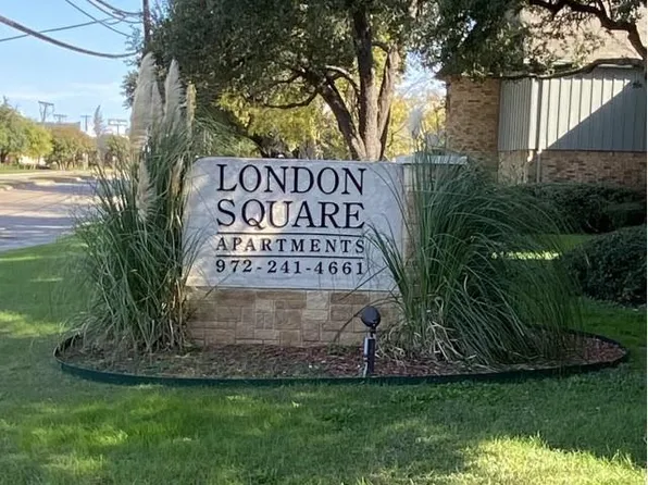 London Square Apartments