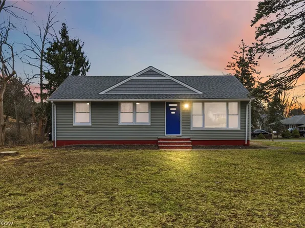 9486 York Rd, North Royalton, OH 44133