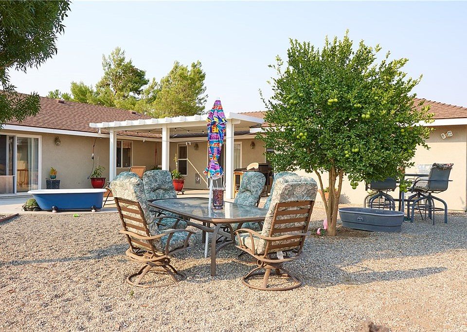 1st image of 5923 Sweetie Ln