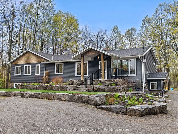 2nd image of 1746 Lakehurst Rd