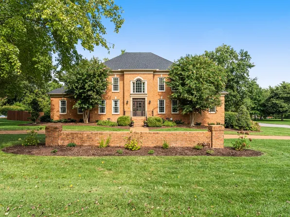 528 Waxwood Dr, Brentwood, TN 37027