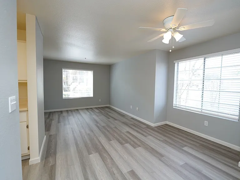 Walnut Grove Senior Apartments — Photo 10