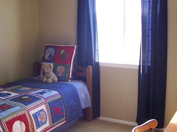 2nd Bedroom