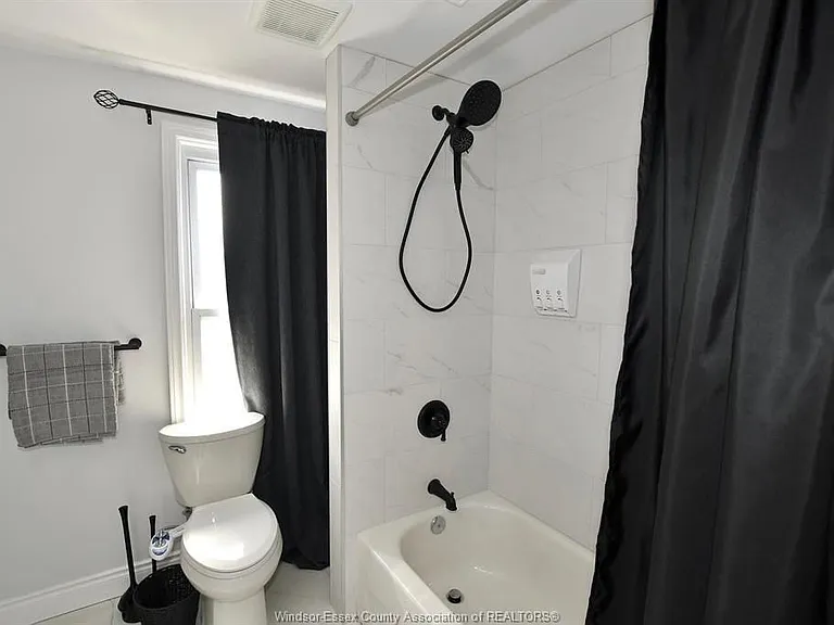 298 George St — Photo 28