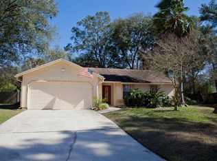 8288 Honeysuckle Ln, Jacksonville, FL 32244