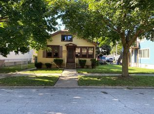 2007 High St, Blue Island, IL 60406