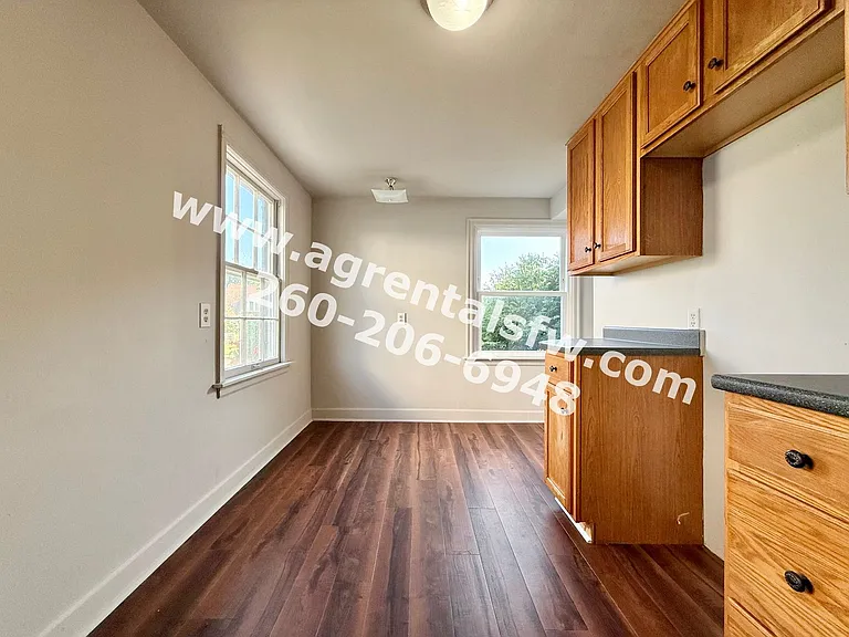1912 Vance Ave — Photo 10