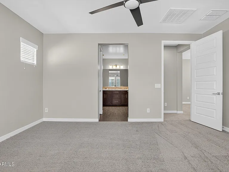 2350 W Gloria Ln — Photo 20