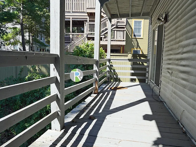 89 Sheridan St #3 — Photo 18