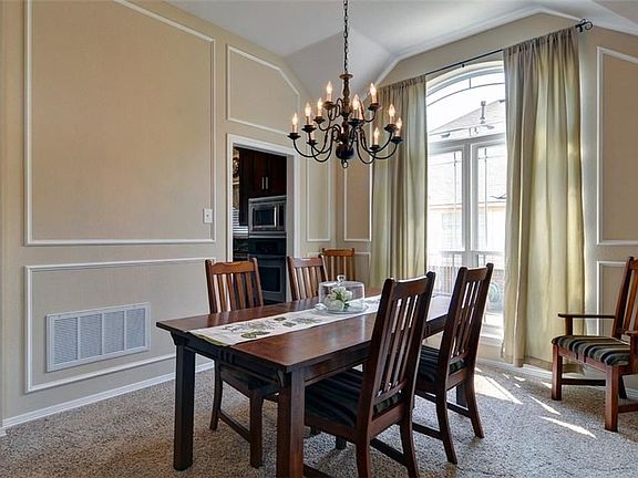 2nd image of 6708 Brittany Park Ct