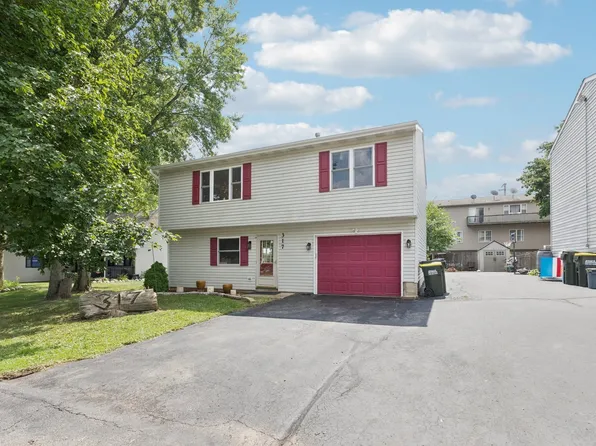 317 W Riverside Dr, Lakemoor, IL 60051