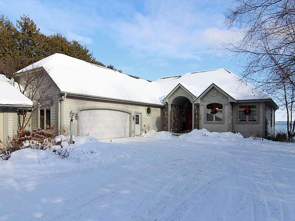 3rd image of 518 Birchwood Ave