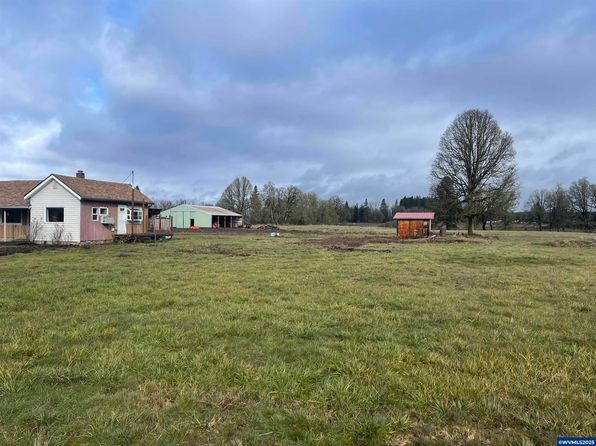 12403 S Eby Rd, Molalla, OR 97038